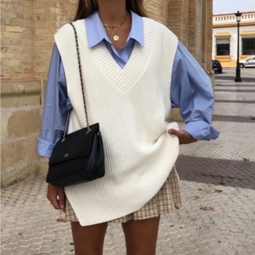 H&M NWT Oversized Rib Knit Sweater Vest - medium